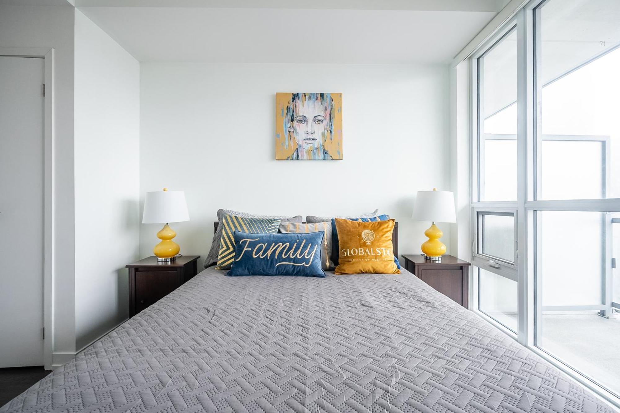 Modern Dunfield Ave Condos By Globalstay Toronto Extérieur photo